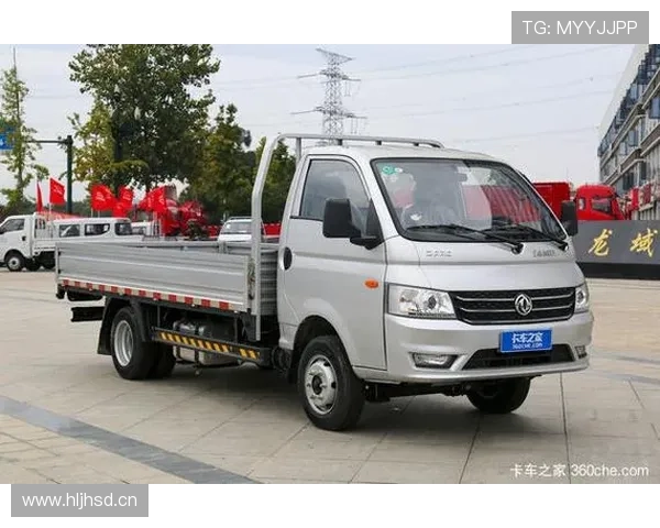 122马力柴油机配双后胎，货厢竟长达4米，详解东风小霸王W17轻卡